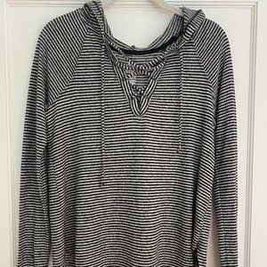 American Eagle S&S Long Sleeve Top